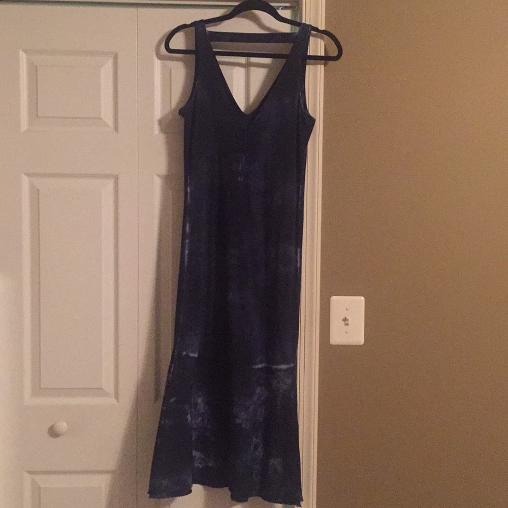 Dress - Picture 4 of 5